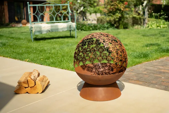 Damasque Fireglobe - image 2