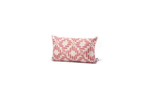 B CUSHION MARTINIQUE RED SML (30x50)