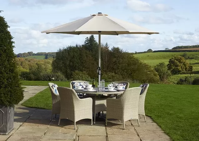 Tetbury 135cm Round Table with Tree-Free Top & 6 Armchairs with Eco Cushions Parasol & Base - Nutmeg - image 2