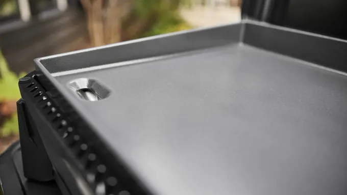 Weber® SLATE GP 56 cm Premium Griddle - image 4