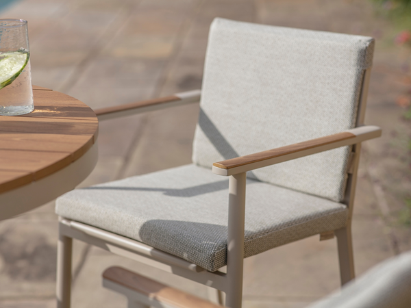 Wisley 90cm Round Bar Table with 4 Bar Stools - Mocha - image 4